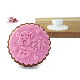 Stempel do ciastek 6 cm - Miś z kwiatkiem